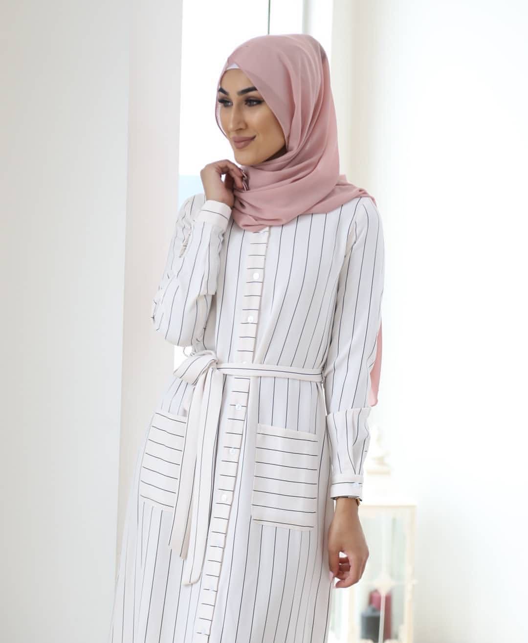 Euramerican minimalist striped dress