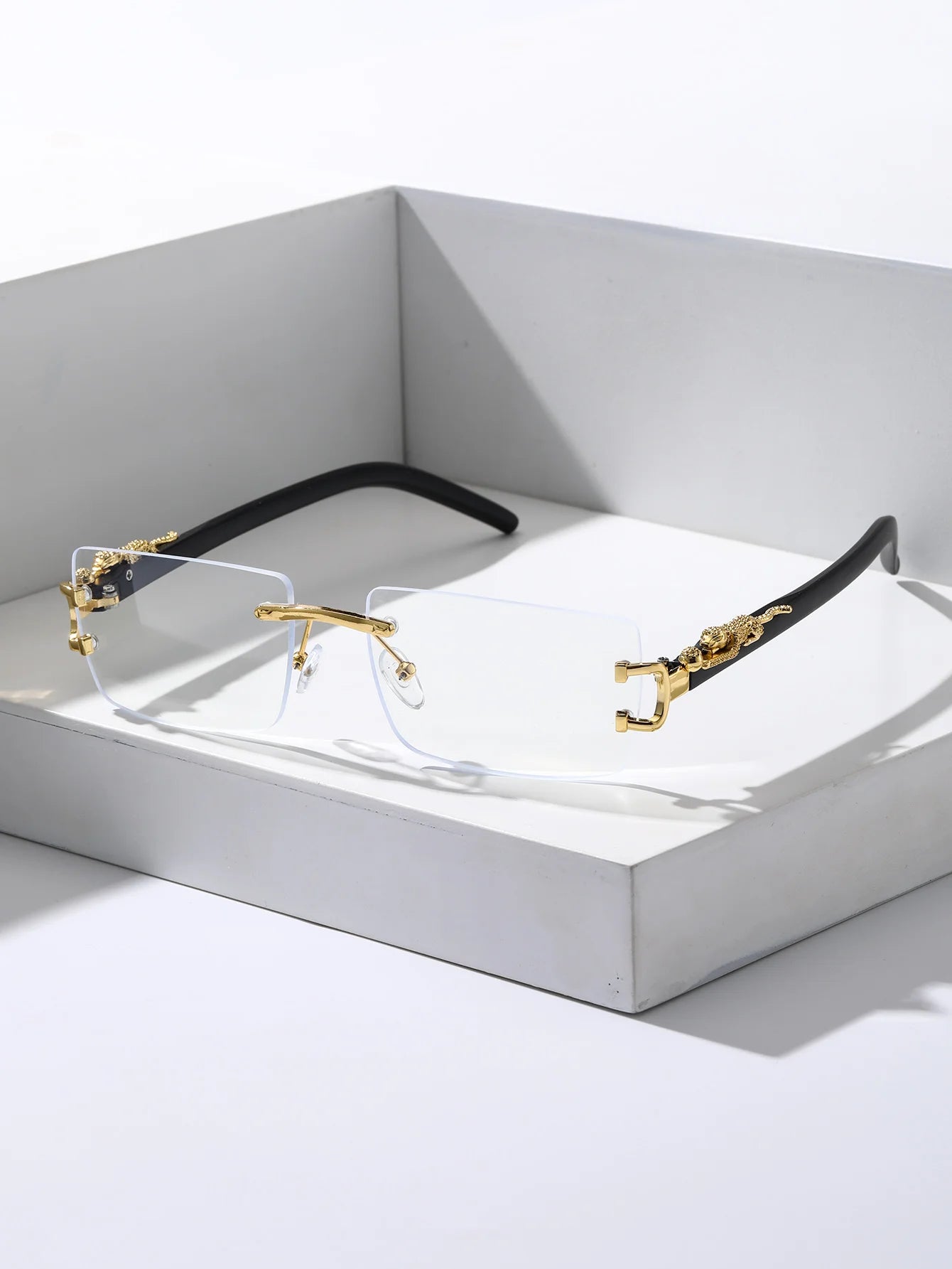 1/2 PCS Fashionable Trendy Frameless Rectangular Personalized Sunglasses For Daily Life