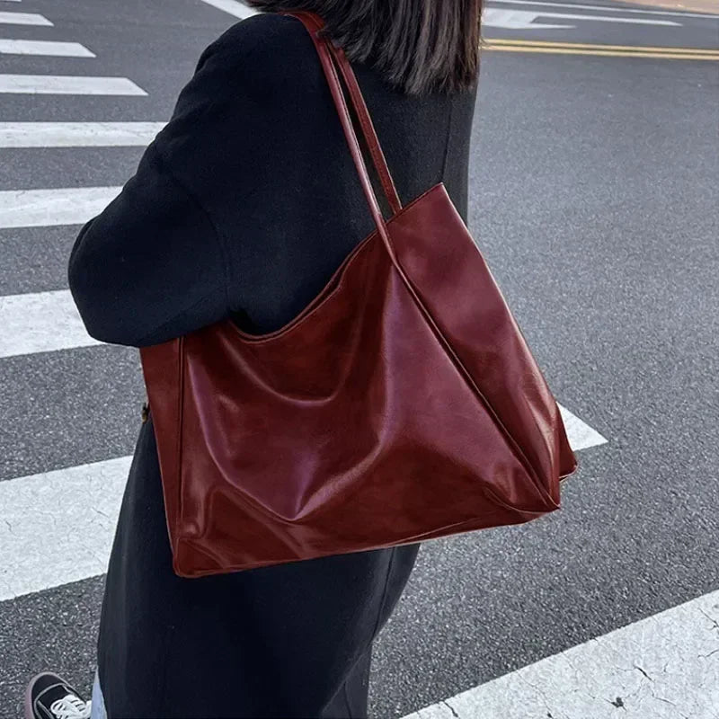 Tote Bags for Women Large Capacity Underarm Pouch Soft Pu Leather Shoulder Bag Retro Casual Handbag Portable Bucket Bag 2025 New