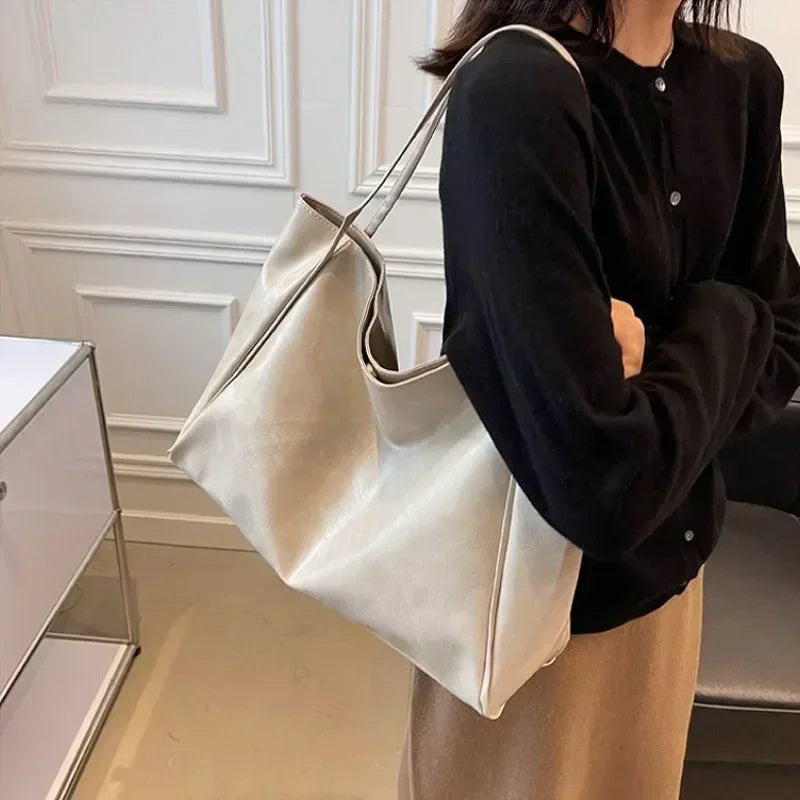 Tote Bags for Women Large Capacity Underarm Pouch Soft Pu Leather Shoulder Bag Retro Casual Handbag Portable Bucket Bag 2025 New